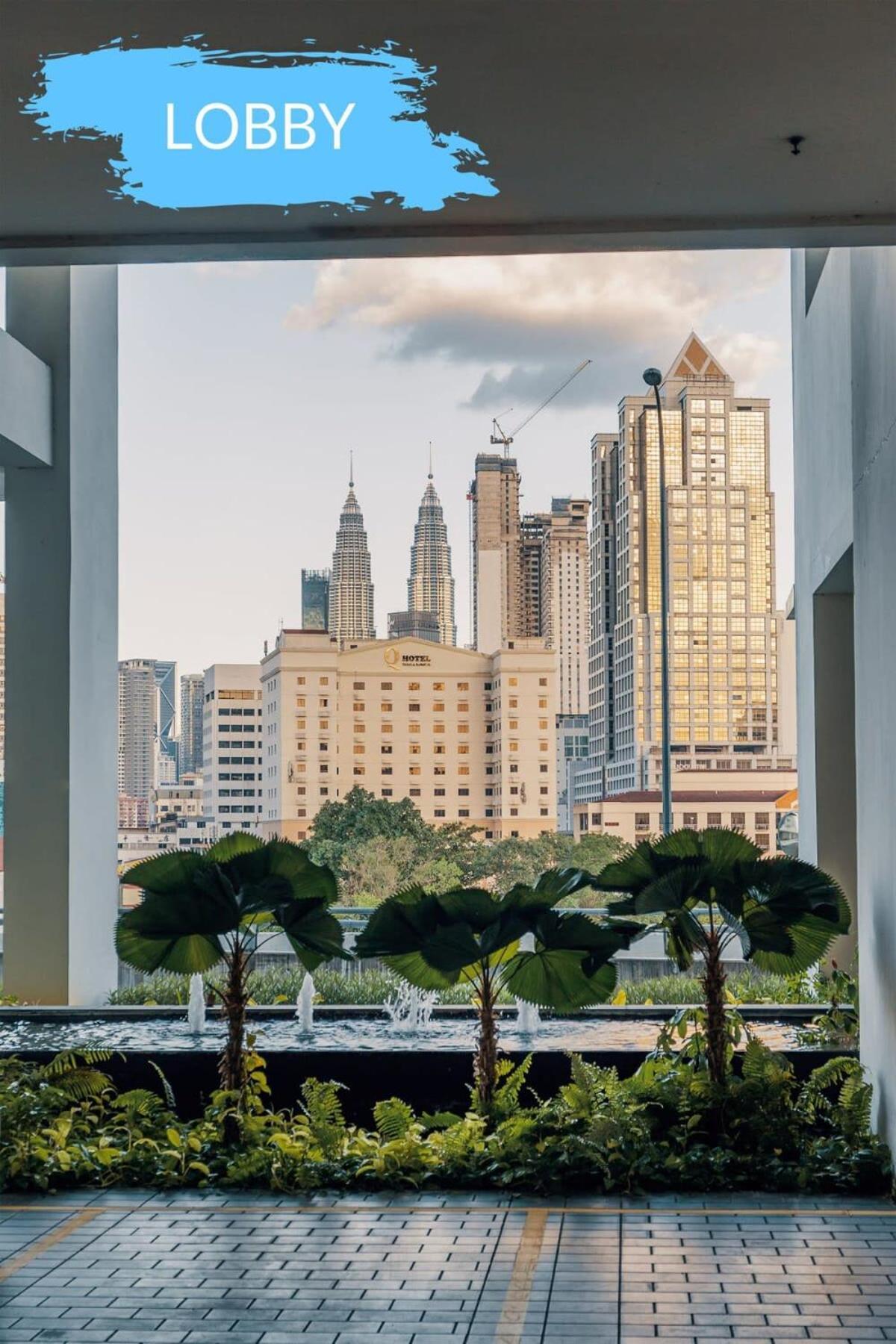 Luxury 3 Bedroom At Regalia Apartment *