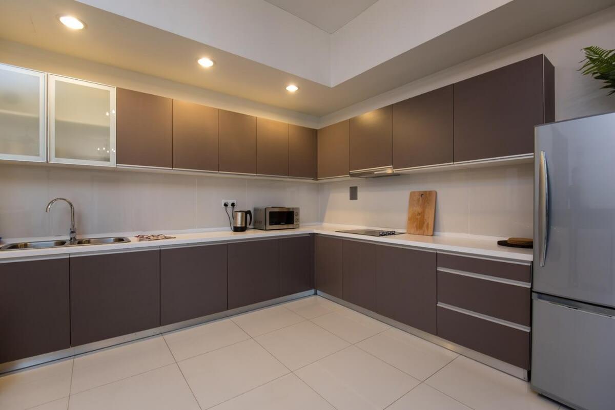Apartment Luxury 3 Bedroom At Regalia