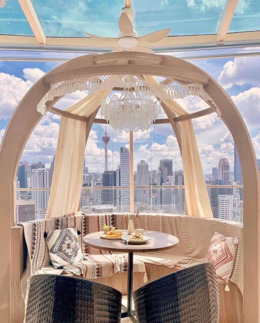 Luxury 3 Bedroom At Regalia