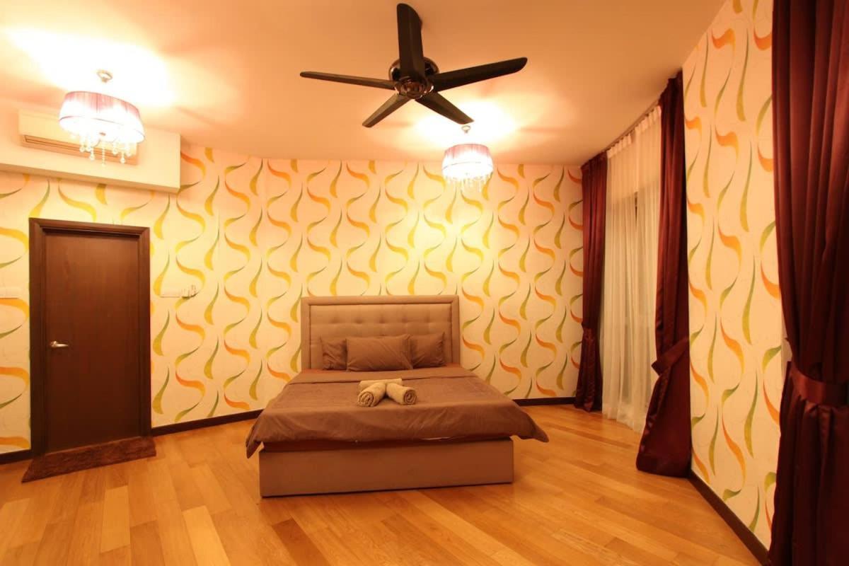 Luxury 3 Bedroom At Regalia Kuala Lumpur