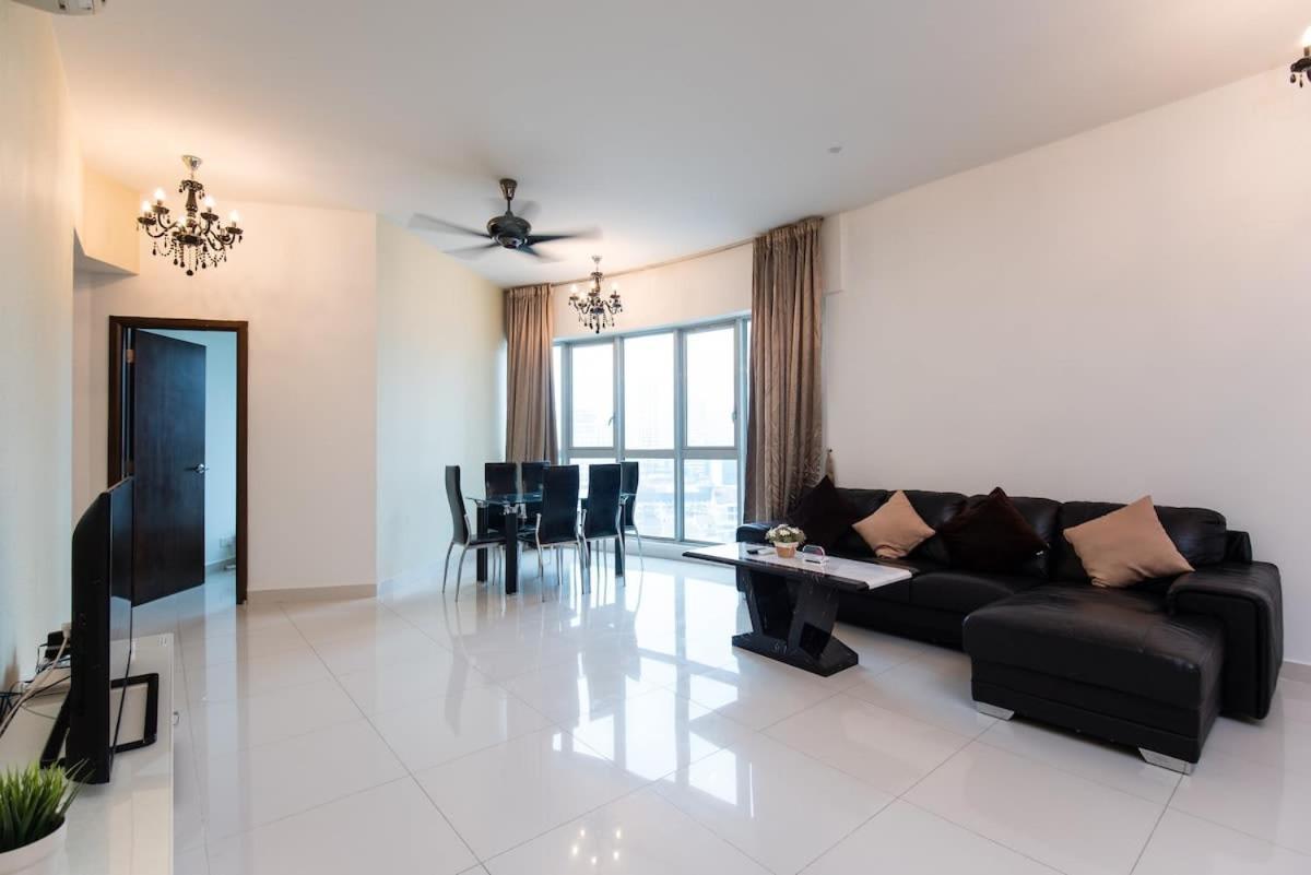 Luxury 3 Bedroom At Regalia *