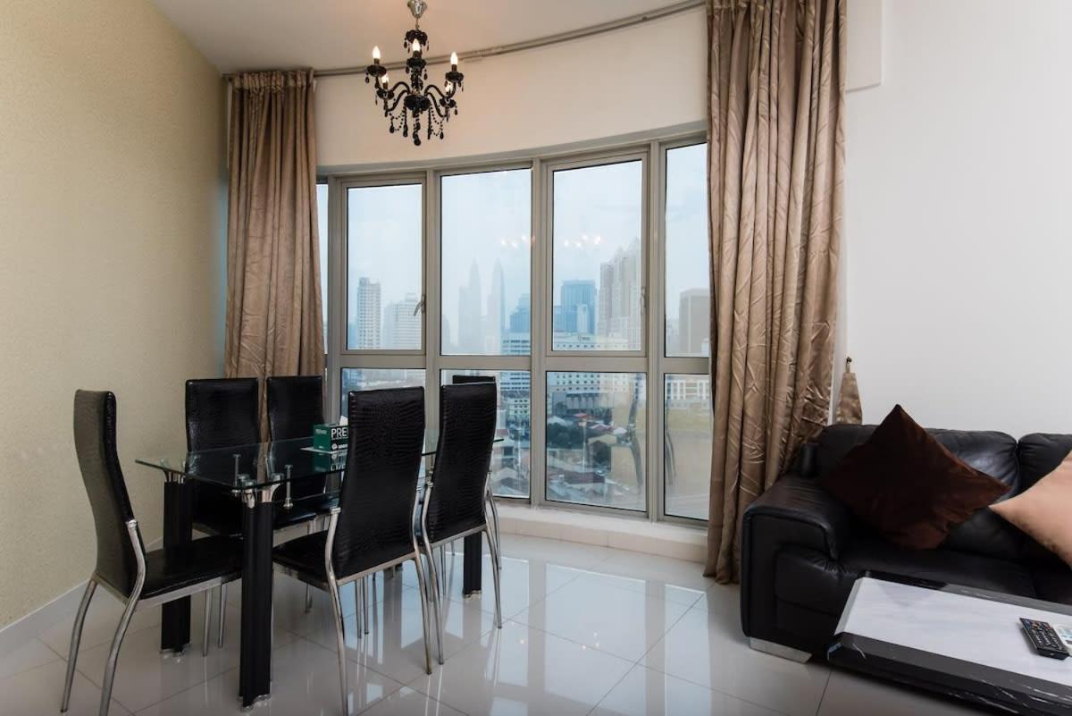 Luxury 3 Bedroom At Regalia Pangsapuri Kuala Lumpur